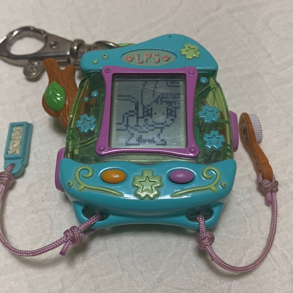 Digital Pet Iguana Keychain/Clip by Littlest Pet Shop by Hasbro